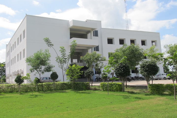 https://cache.careers360.mobi/media/colleges/social-media/media-gallery/8291/2021/7/1/Campus Back Side View of Green Heaven Institute of Management and Research Nagpur_Campus-View.jpg